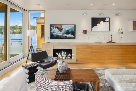 2369 Fairview Avenue E Seattle WA 98102