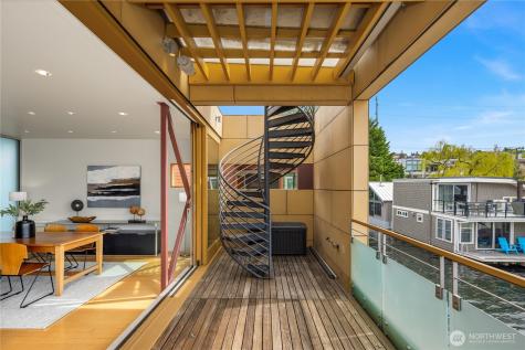 2369 Fairview Avenue E Seattle WA 98102