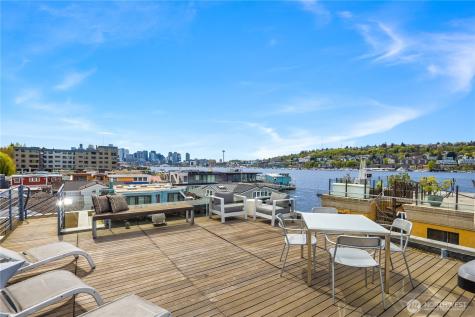 2369 Fairview Avenue E Seattle WA 98102