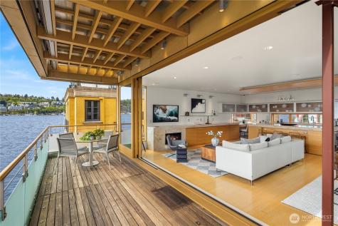2369 Fairview Avenue E Seattle WA 98102
