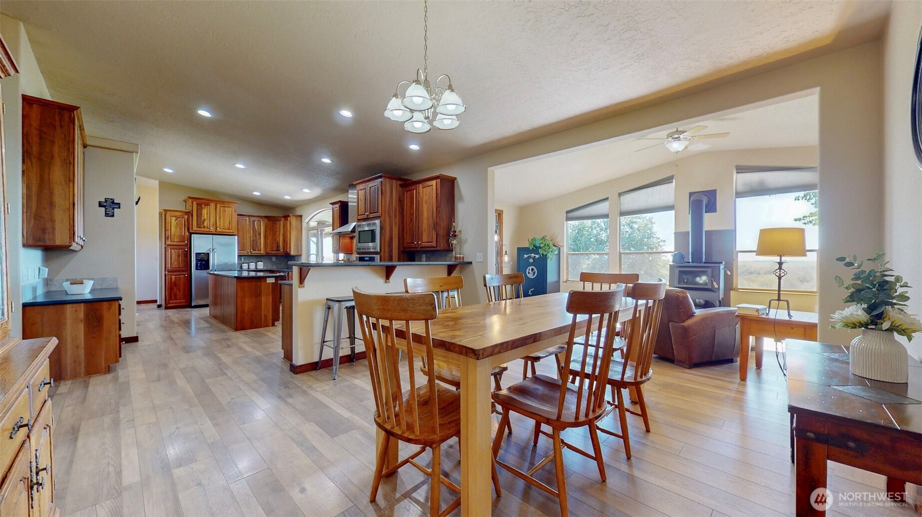 1461 Sheffield Road Mesa WA 99343