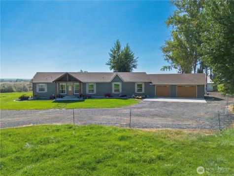 1461 Sheffield Road Mesa WA 99343