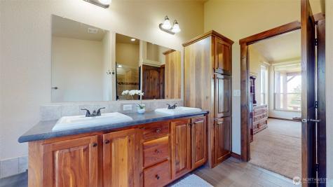 1461 Sheffield Road Mesa WA 99343