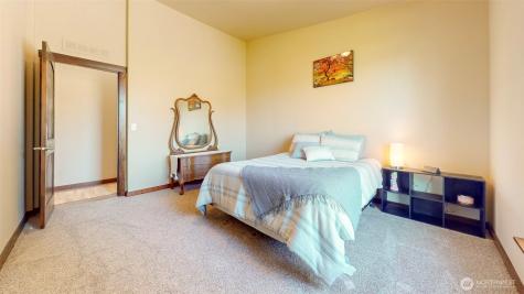 1461 Sheffield Road Mesa WA 99343