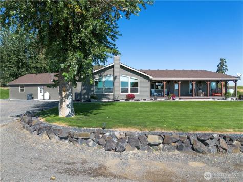 1461 Sheffield Road Mesa WA 99343