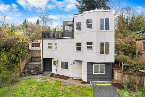 4047 25th Avenue W Seattle WA 98199