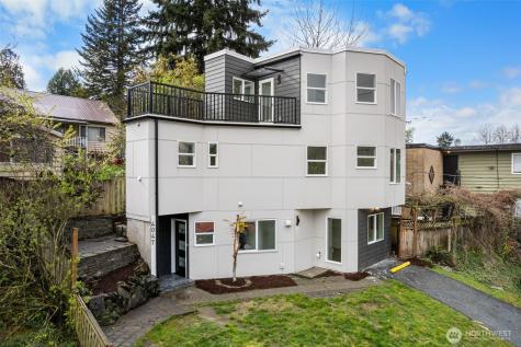 4047 25th Avenue W Seattle WA 98199