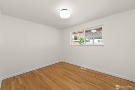 9812 S 212th Street Kent WA 98031