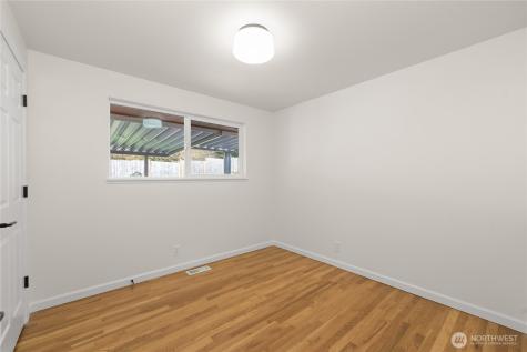 9812 S 212th Street Kent WA 98031