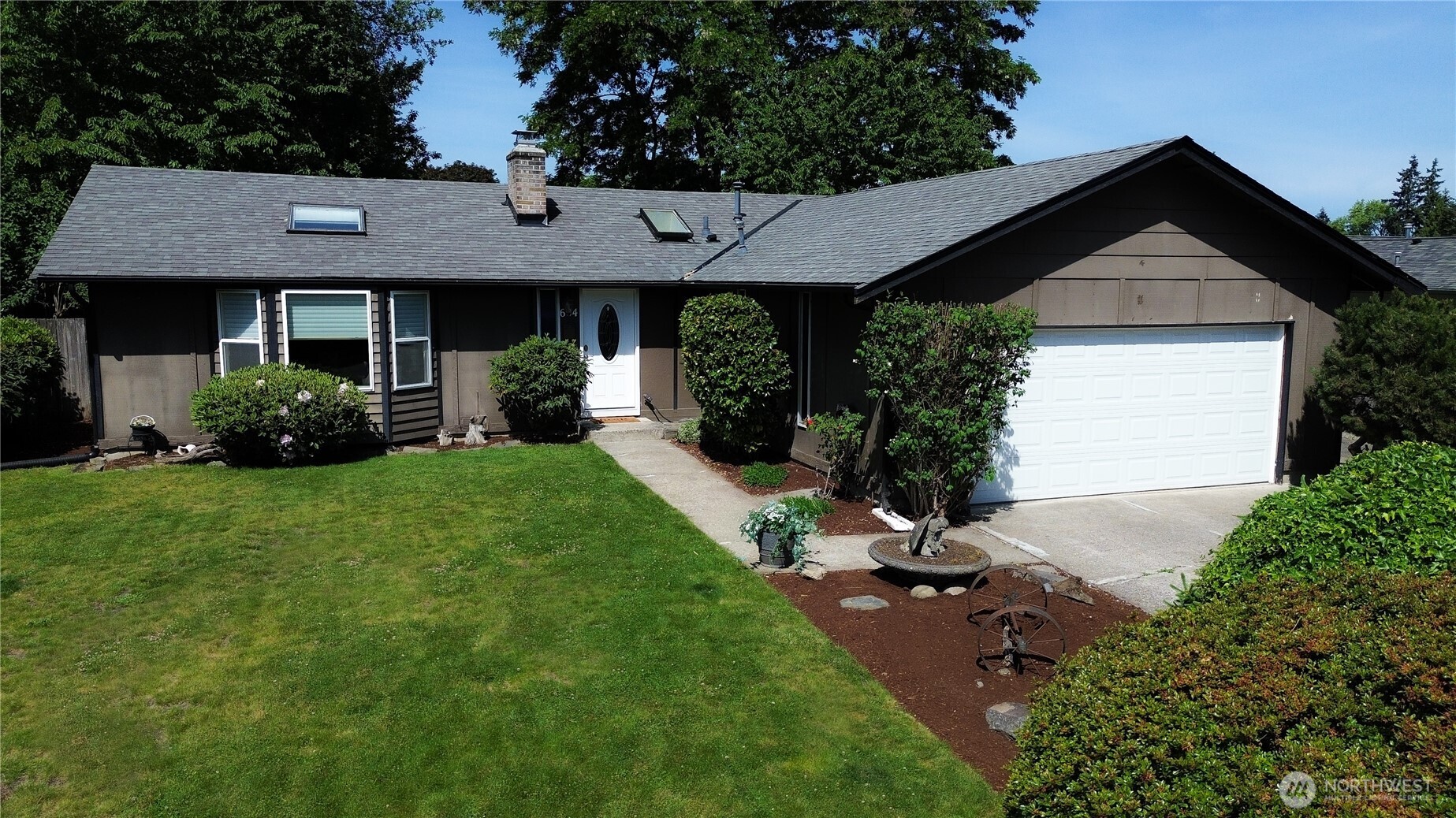 604 23rd Street NW Puyallup WA 98371
