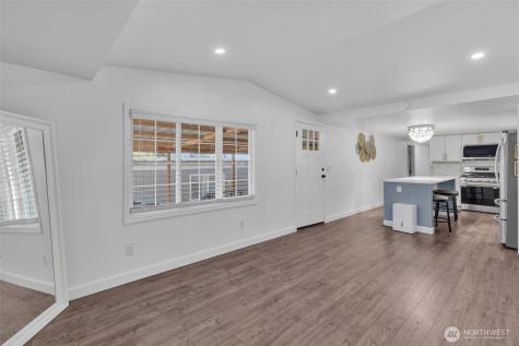 23708 Locust Way Bothell WA 98021