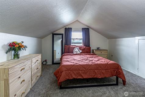 1432 S 56th Street Tacoma WA 98408