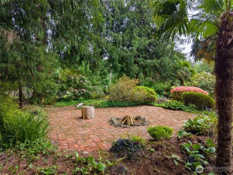 14615 205th Avenue SE Renton WA 98059