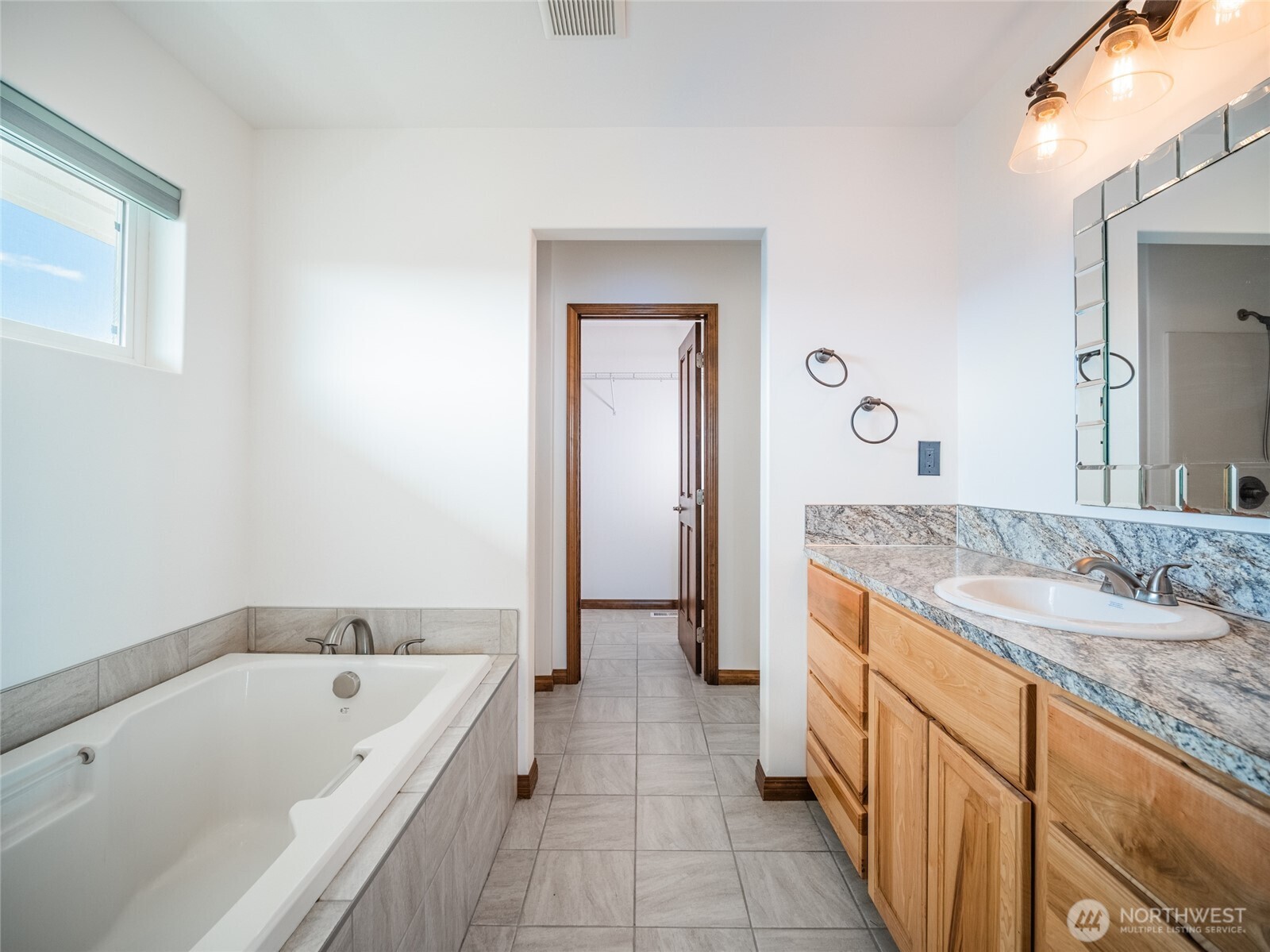 23201 Road 12 NW Quincy WA 98848