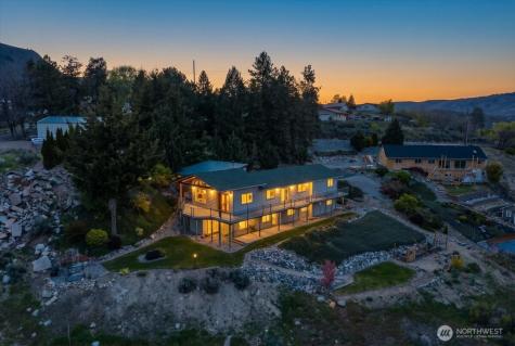 404 S Clifford Street Chelan WA 98816
