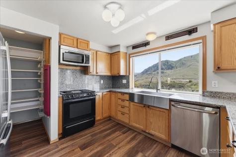 404 S Clifford Street Chelan WA 98816