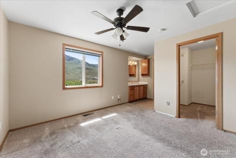 404 S Clifford Street Chelan WA 98816
