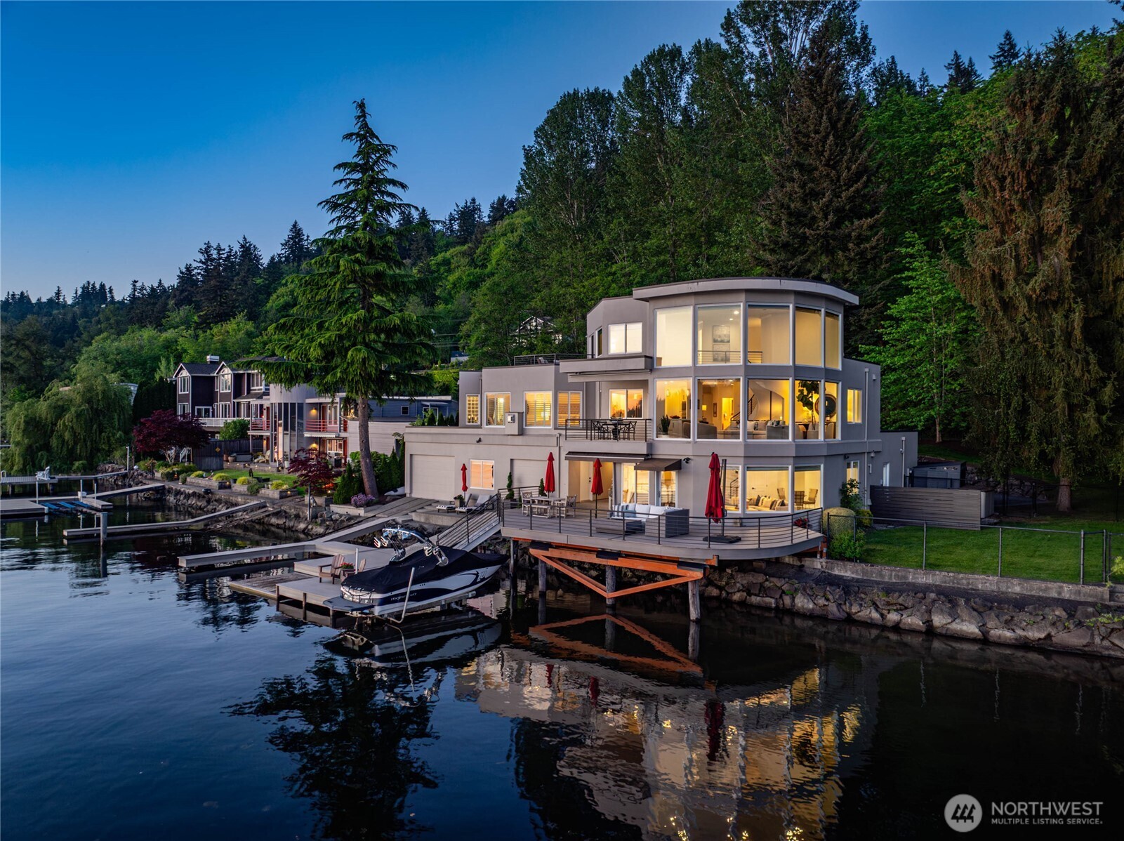 2007 E Lake Sammamish Parkway NE Sammamish WA 98074