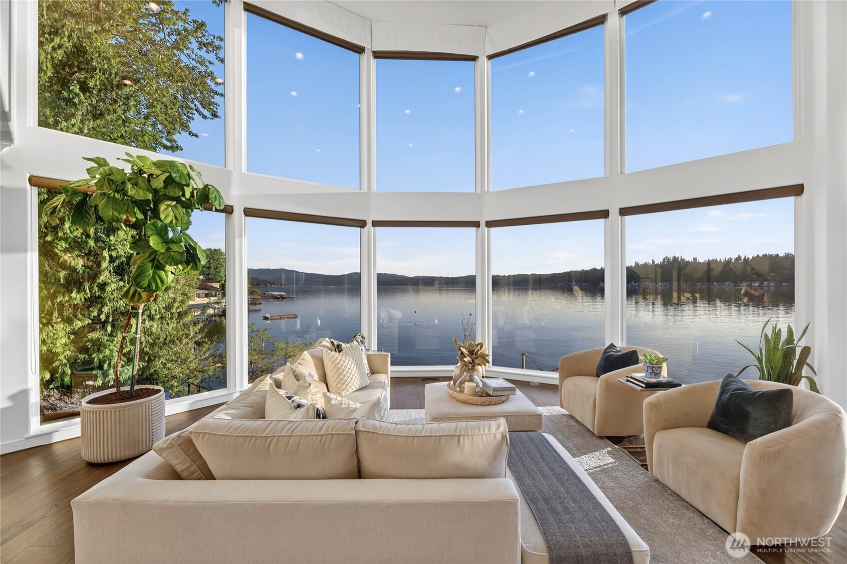 2007 E Lake Sammamish Parkway NE Sammamish WA 98074