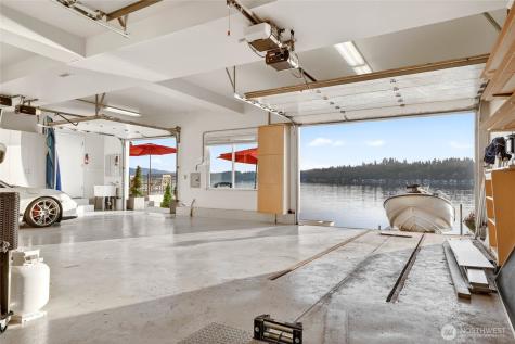 2007 E Lake Sammamish Parkway NE Sammamish WA 98074