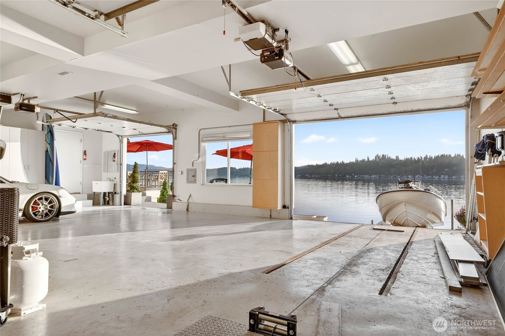 2007 E Lake Sammamish Parkway NE Sammamish WA 98074