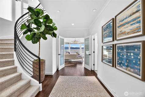 2007 E Lake Sammamish Parkway NE Sammamish WA 98074