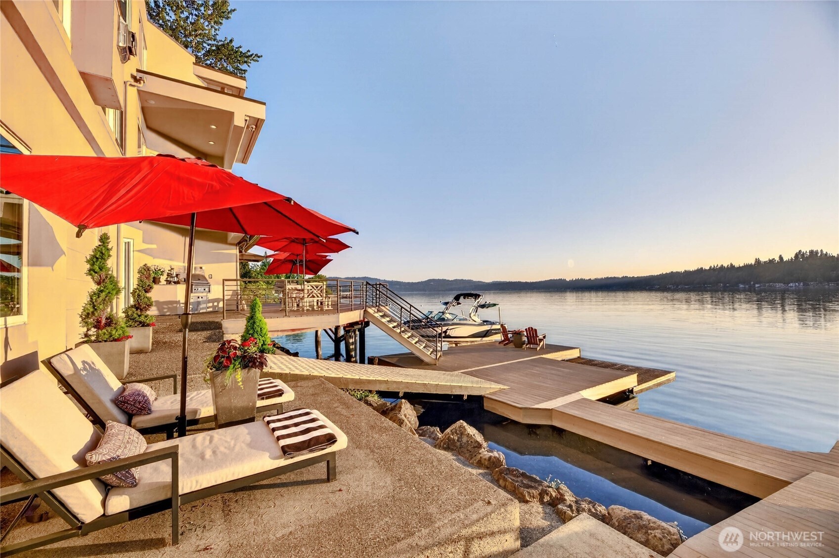 2007 E Lake Sammamish Parkway NE Sammamish WA 98074