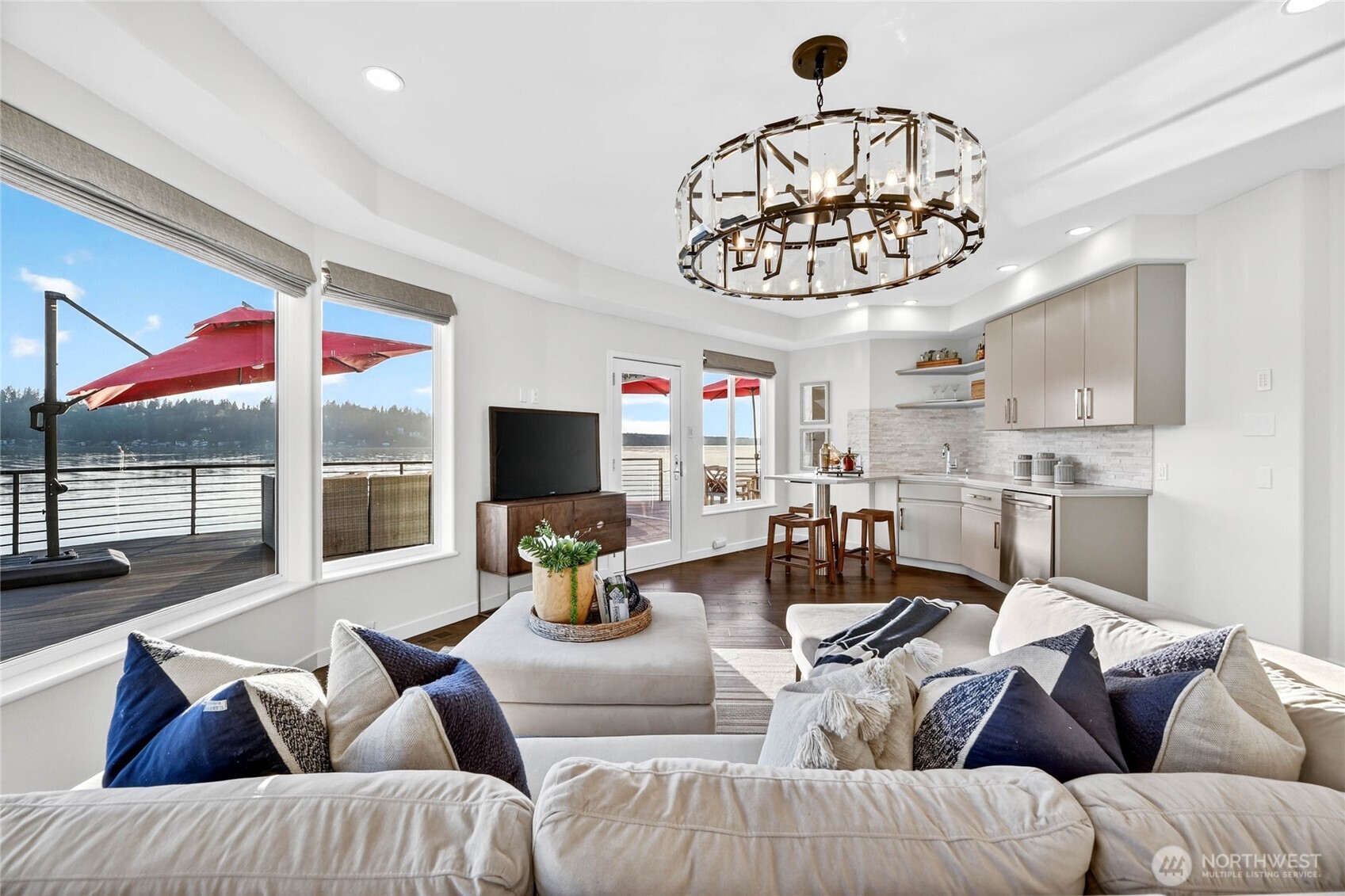 2007 E Lake Sammamish Parkway NE Sammamish WA 98074