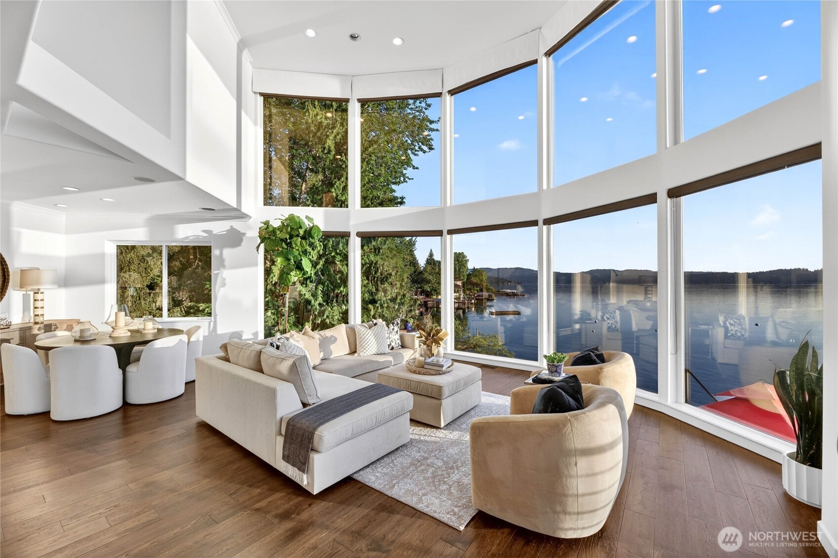 2007 E Lake Sammamish Parkway NE Sammamish WA 98074