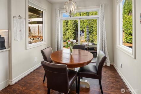 27520 SE 28th Court Sammamish WA 98075