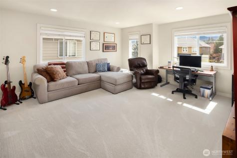 27520 SE 28th Court Sammamish WA 98075