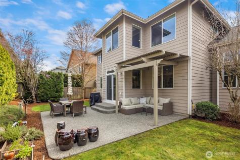27520 SE 28th Court Sammamish WA 98075