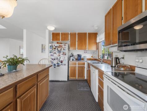 11423 29th Place NE Lake Stevens WA 98258