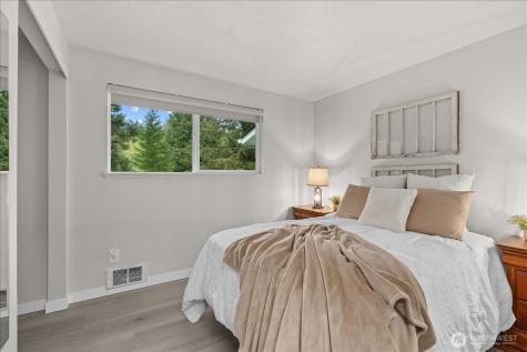 10226 200th Street NE Arlington WA 98223