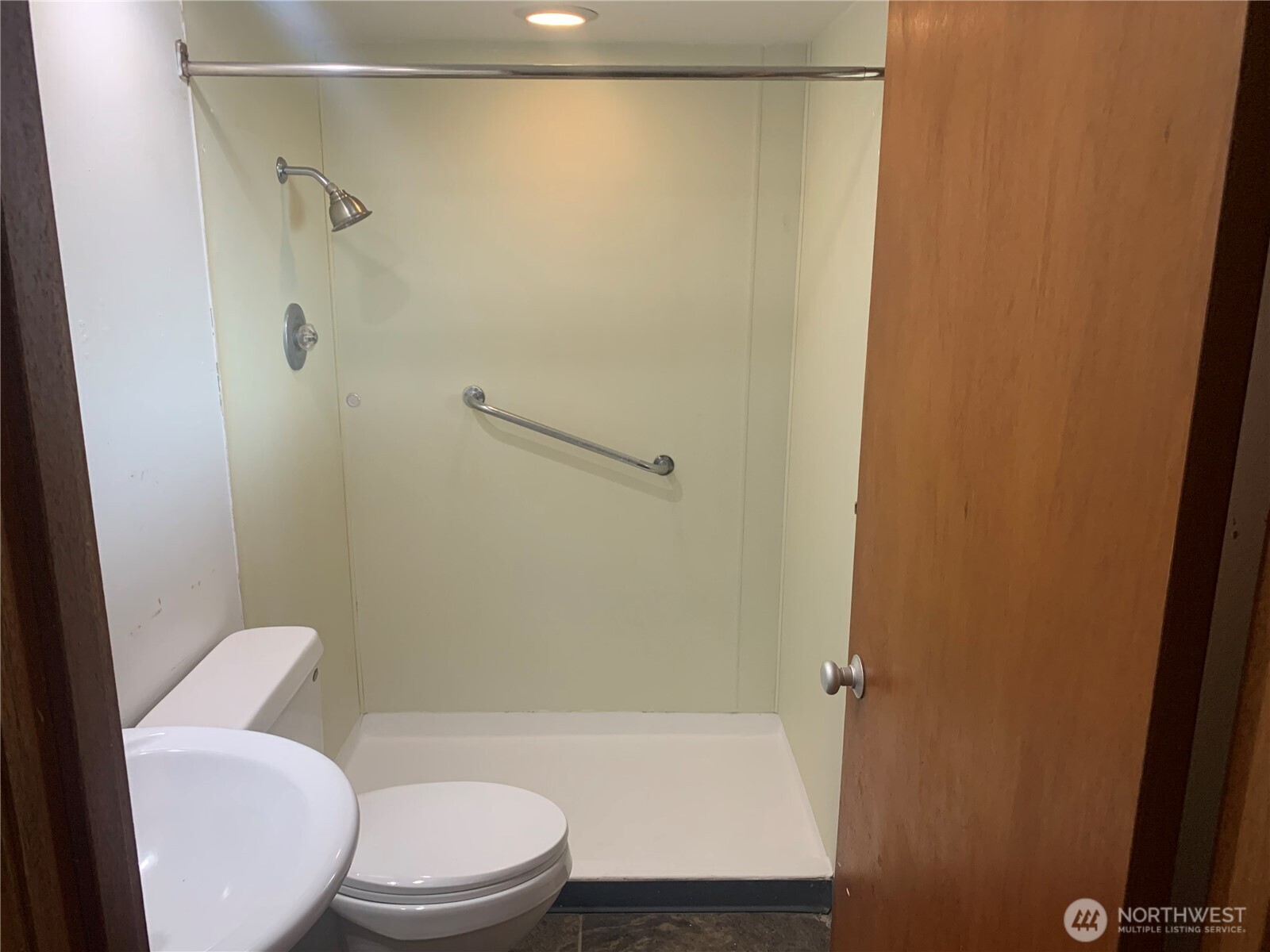 137 Schilling Moses Lake WA 98837