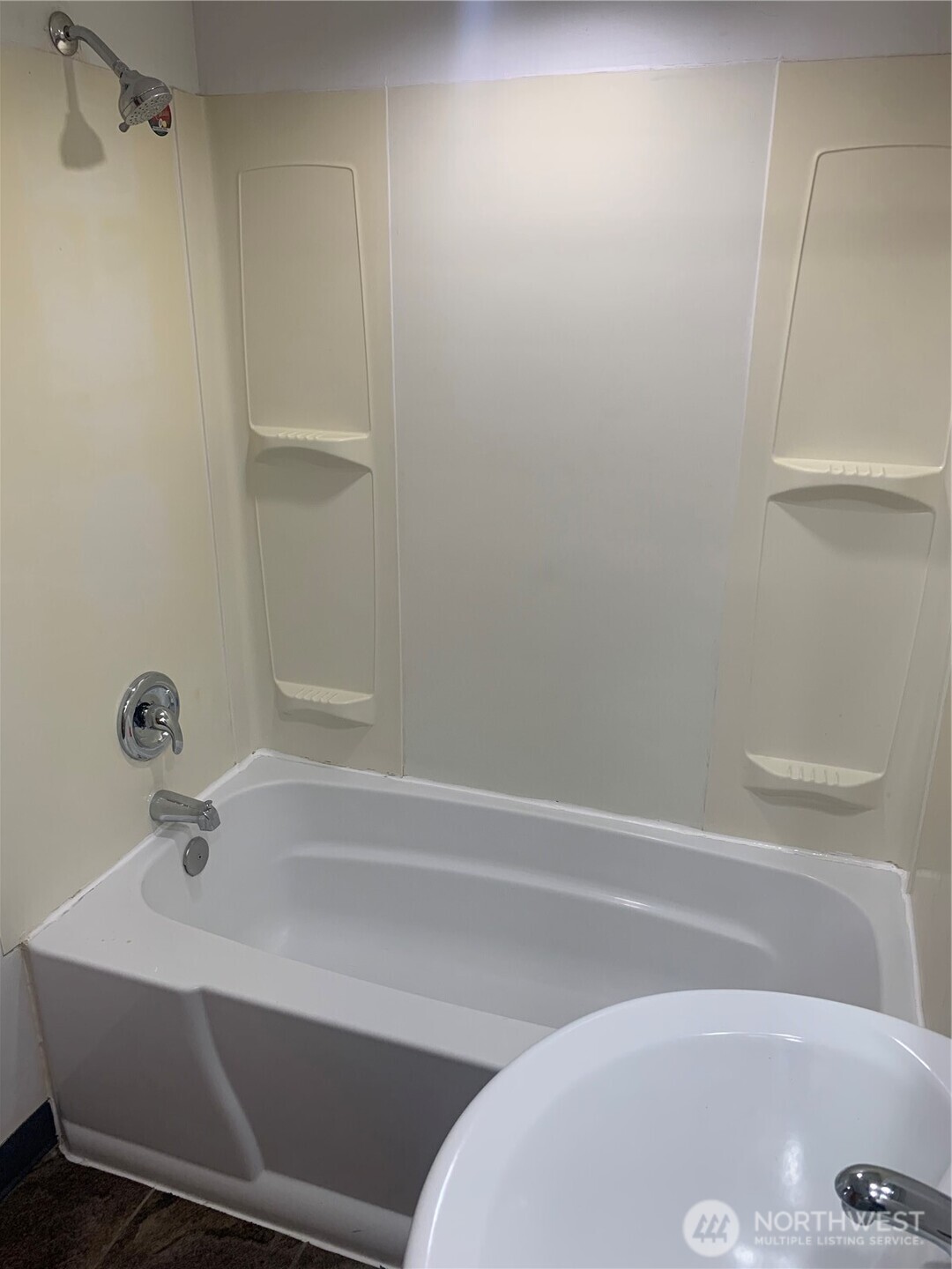 137 Schilling Moses Lake WA 98837