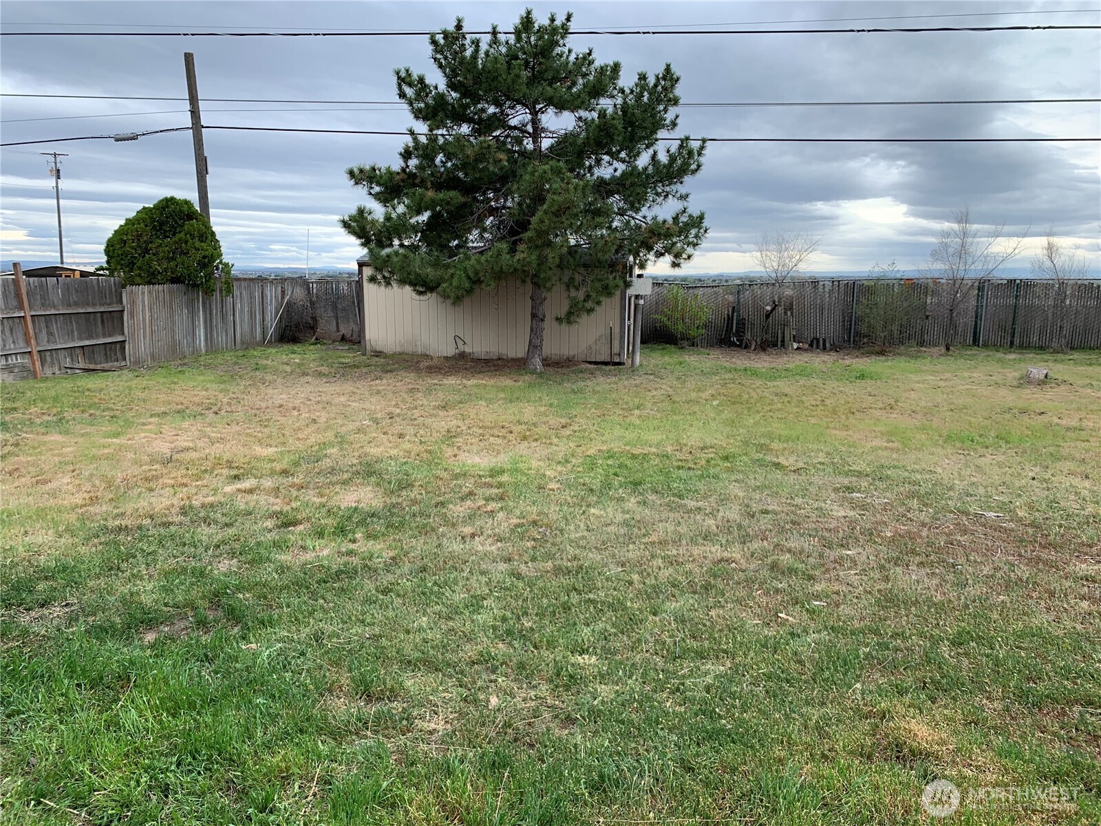137 Schilling Moses Lake WA 98837