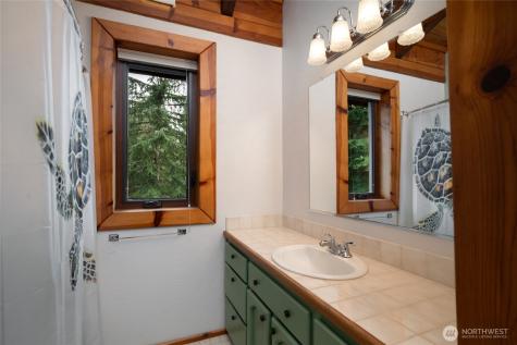 414 Little Acres Drive Oak Harbor WA 98277