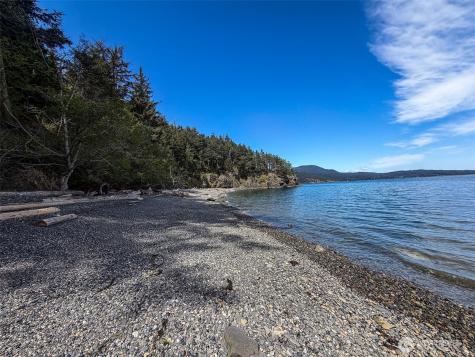 585 Deer Point Orcas Island WA 98279