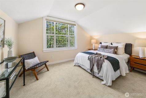 1002 NW 70th Street Seattle WA 98117