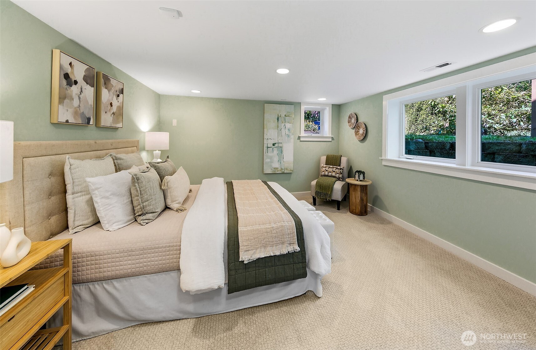 1002 NW 70th Street Seattle WA 98117