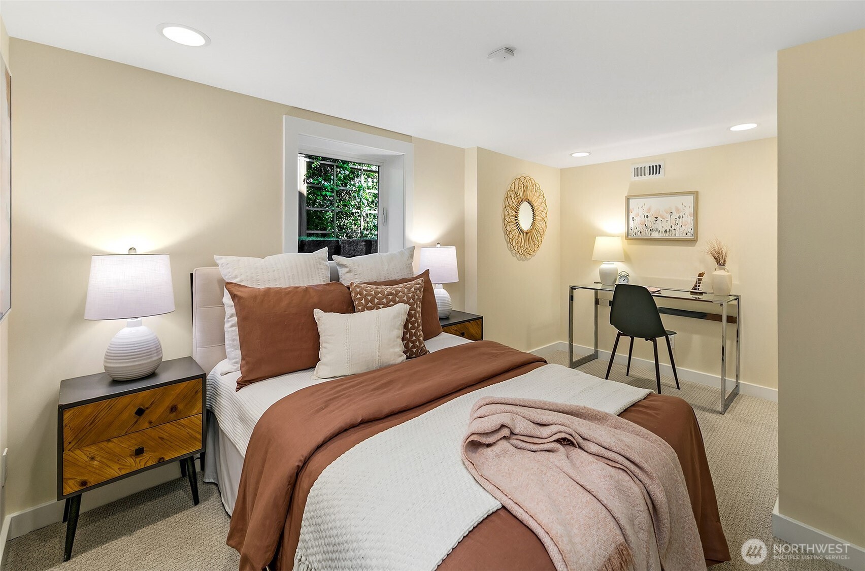 1002 NW 70th Street Seattle WA 98117