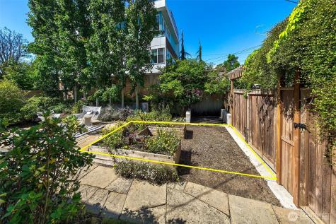 1002 NW 70th Street Seattle WA 98117
