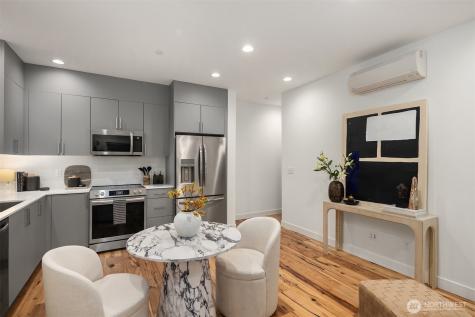 1827 14th Avenue Seattle WA 98122
