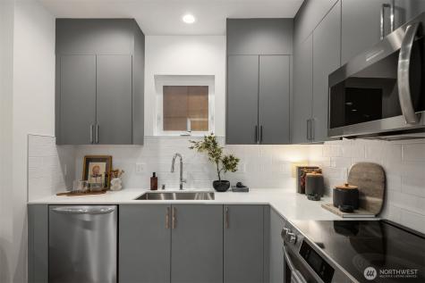 1827 14th Avenue Seattle WA 98122
