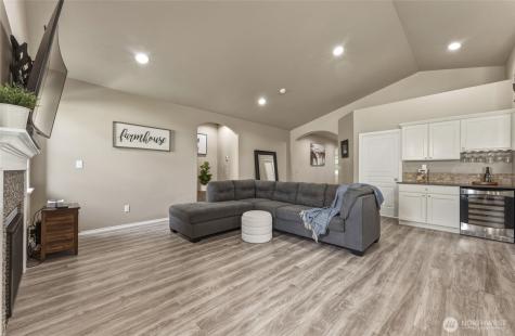 1338 SW Virginia Street College Place WA 99324