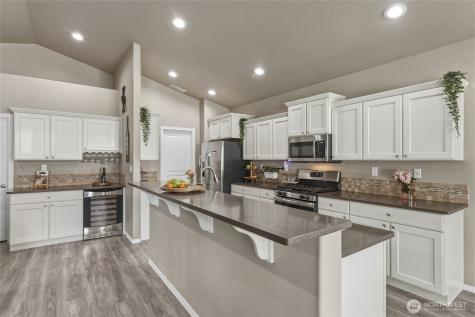 1338 SW Virginia Street College Place WA 99324