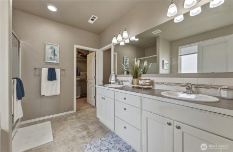 1338 SW Virginia Street College Place WA 99324