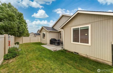 1338 SW Virginia Street College Place WA 99324