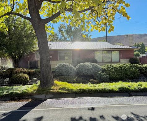 1023 River Drive Coulee Dam WA 99116